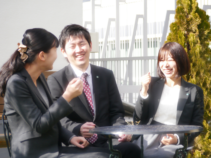 アイデムコーポレーション名古屋支社集合写真
